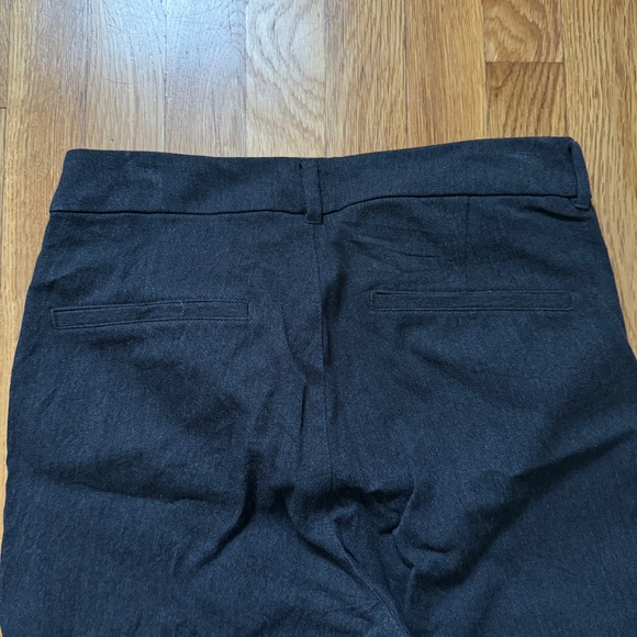 Old Navy Charcoal High-Rise Pixie Pants - Picture 5 of 6